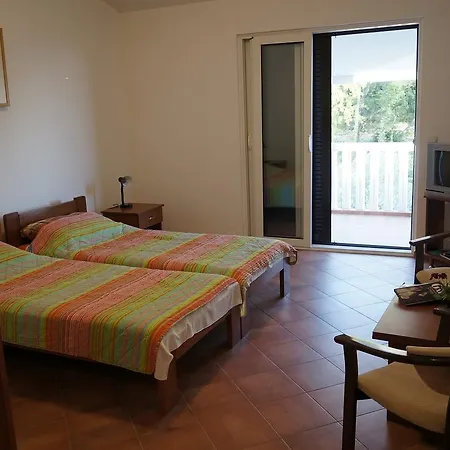 Apartman Rijeka Rezevici شقة